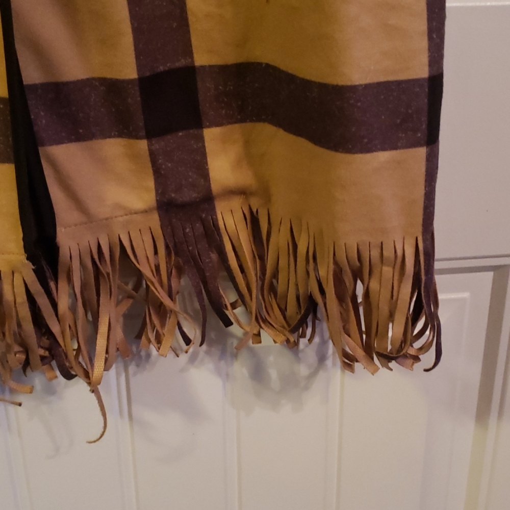 Coat - Picture 3 of 4